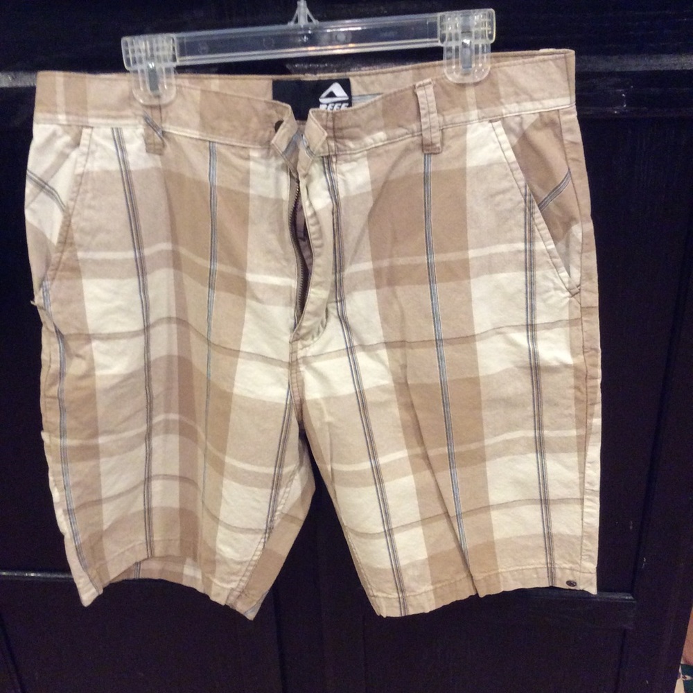 Reef Casual/Board Shorts - Size 36